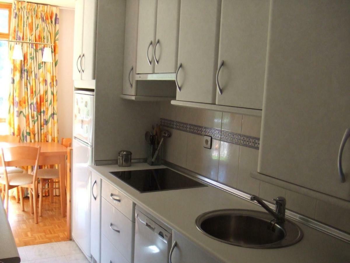 Duplex Con Jardin En Ezcaray Apartment Bagian luar foto