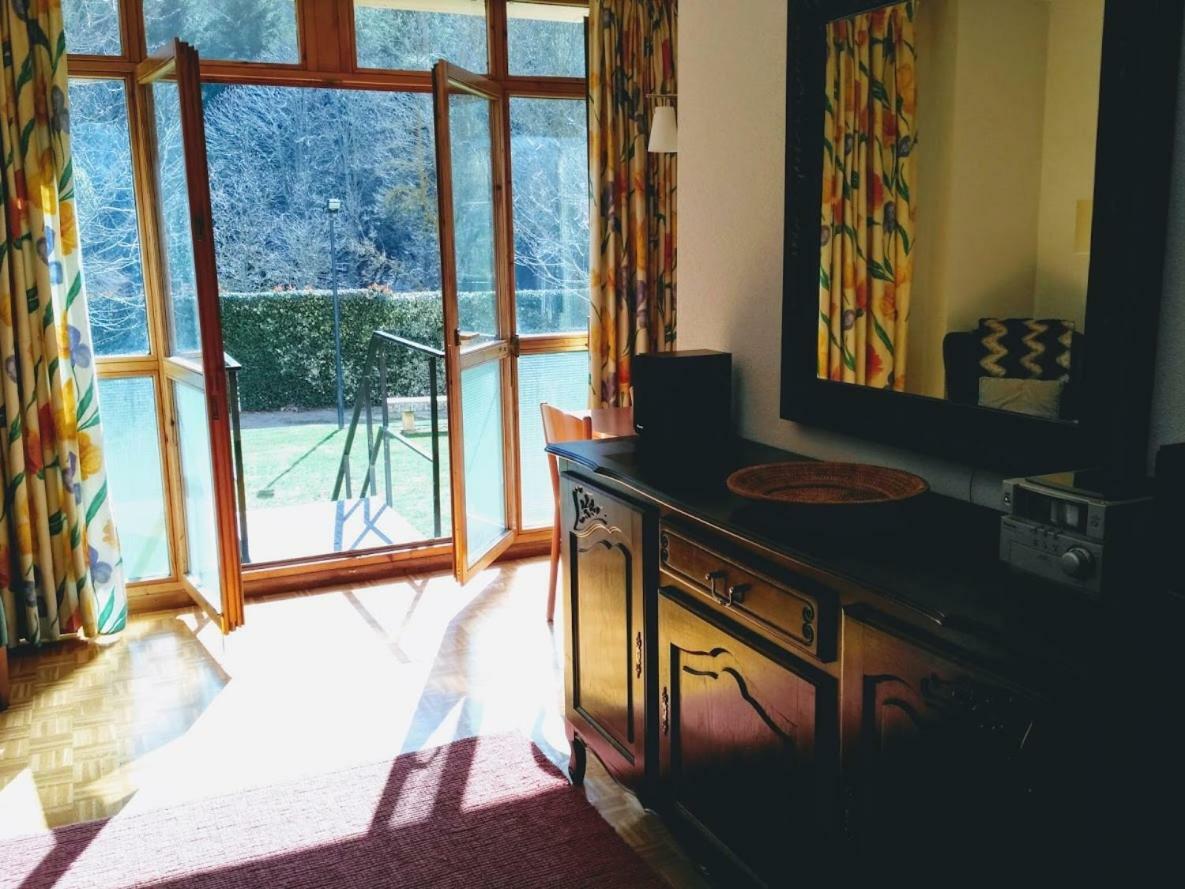Duplex Con Jardin En Ezcaray Apartment Bagian luar foto